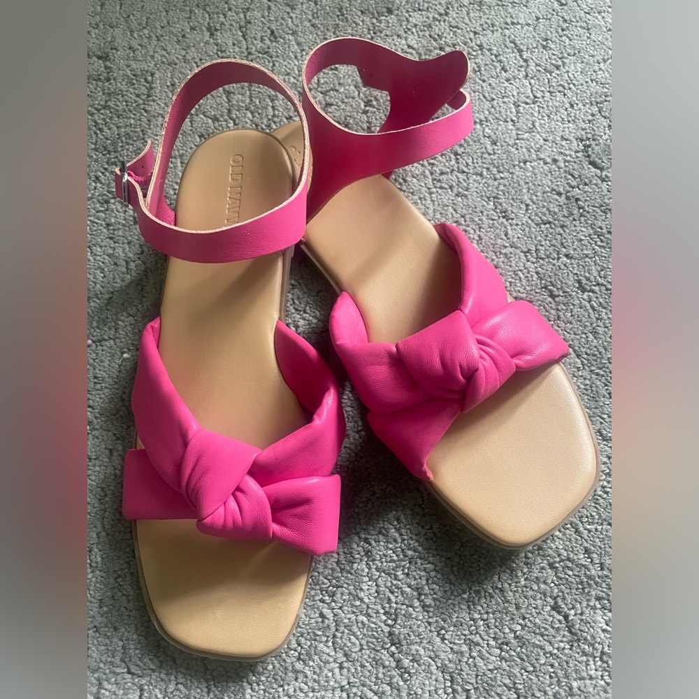 Girls Size 5 Old Navy Sandals